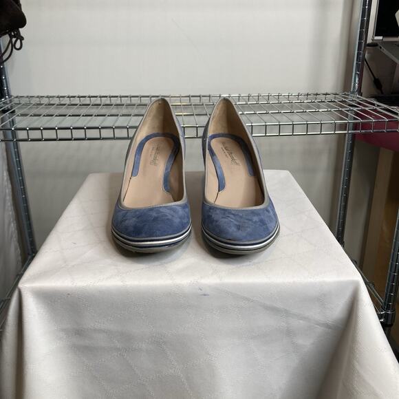 Michael Pasinkoff Women's Blue Suede Wedge Heels Size 41/10 Old Money Euro Chic - Picture 5 of 6